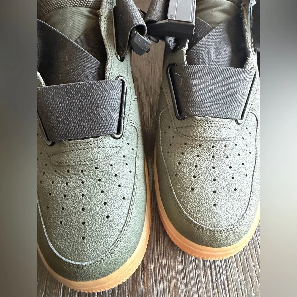 Nike Air Force 1 Utility- Sequoia Men’s size 11.5 - Picture 4 of 11